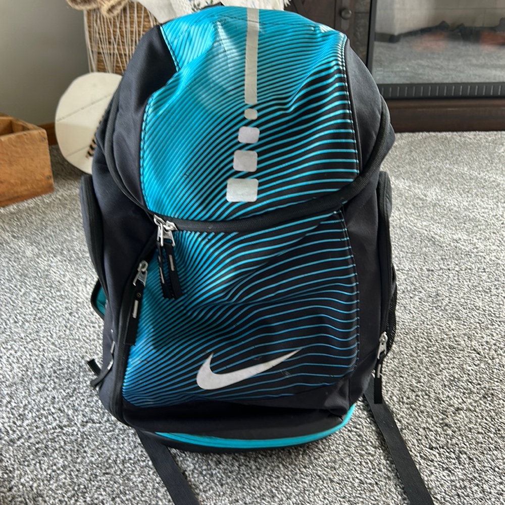Nike Elite max pro basketball bag